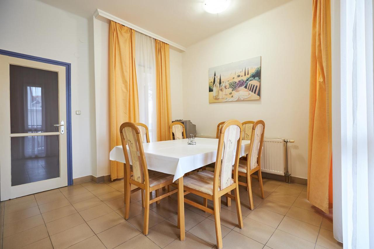 Nimród Vendégház Hajdúszoboszló Esterno foto